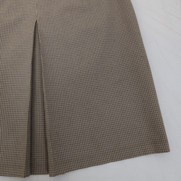 *Free with Purchase* Plaid Pleated Mini Skirt Lined High Waist Rise - Picture 4 of 8